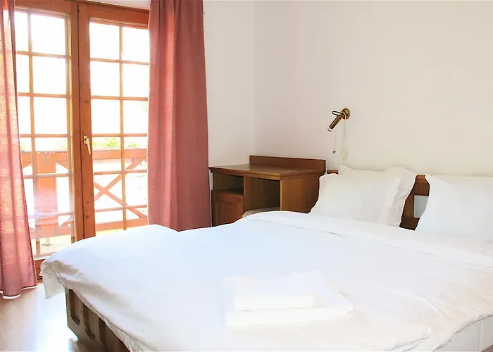 Sunshine Hotel 3*